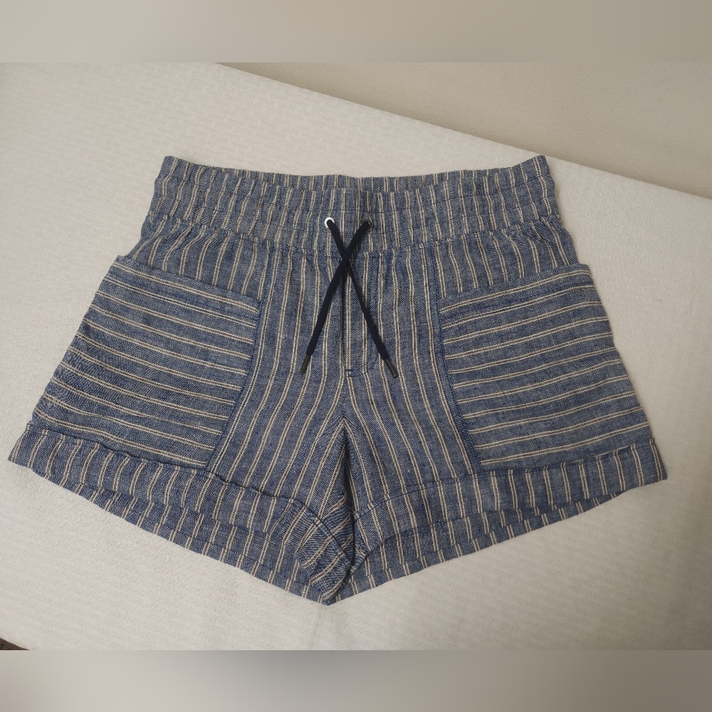 Athleta Cabo 100% Linen Striped Shorts Blue & White Size 8. #A13 - Picture 1 of 10
